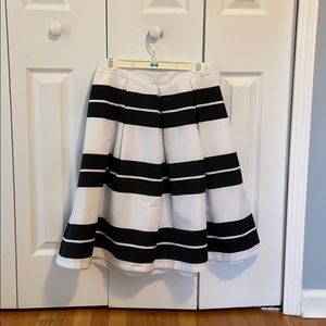 Express Midi Skirt